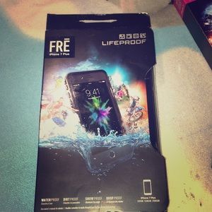 Iphone 7/8 plus lifeproof case